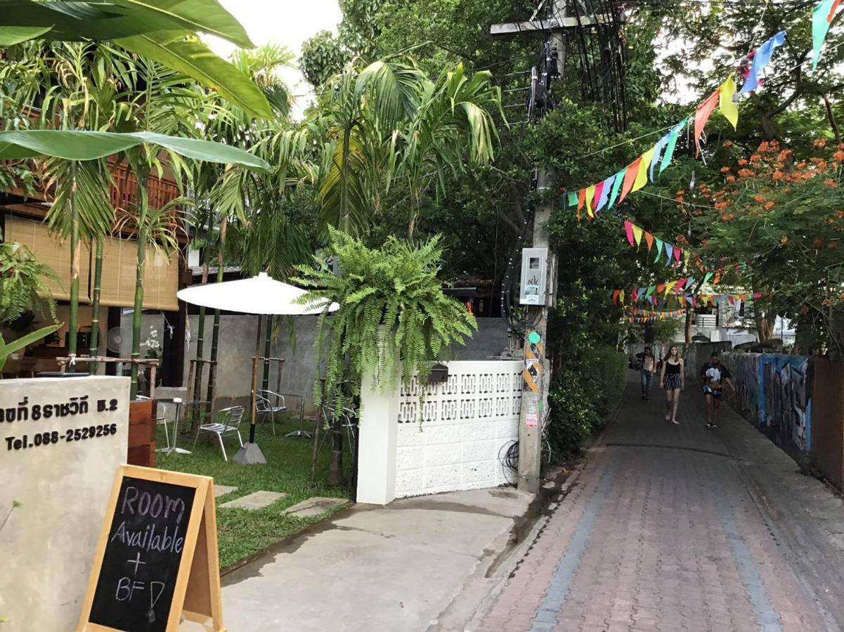 The Eight Ratvithi House Hotel Chiang Mai Eksteriør billede