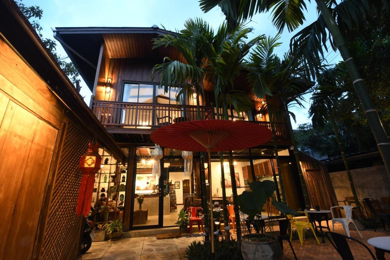 The Eight Ratvithi House Hotel Chiang Mai Eksteriør billede